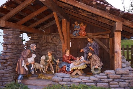 Kingnqueenz.com Nativity set